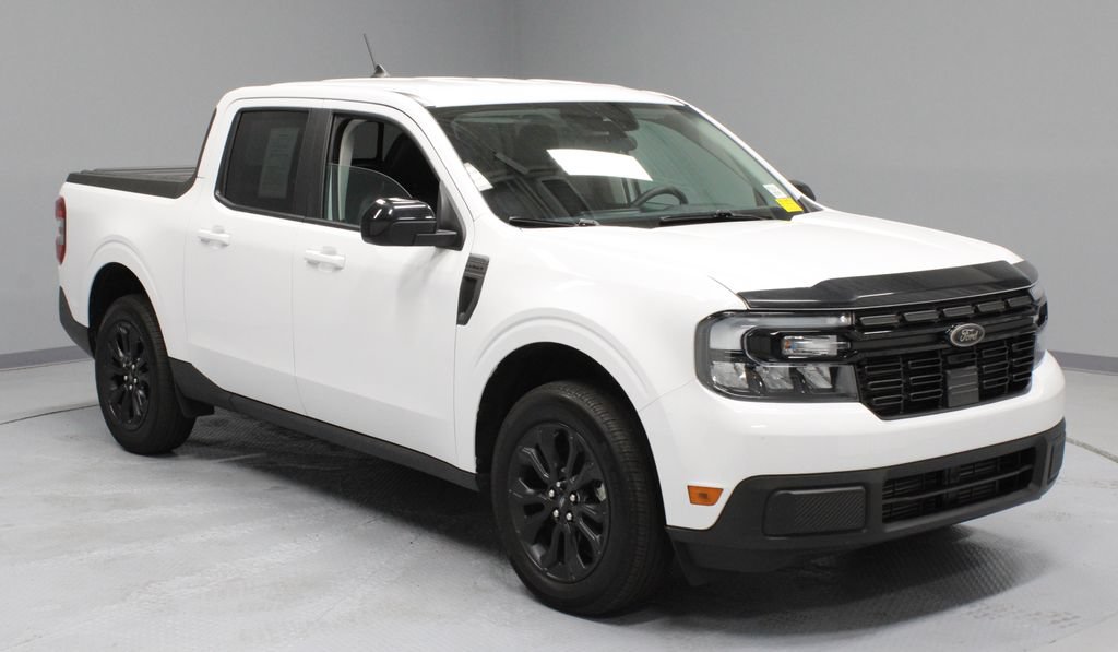 Used 2024 Ford Maverick Lariat w/ Black Appearance Package AWD/4WD image 1