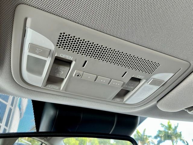 Used 2020 Acura ILX w/ Premium Package image 26