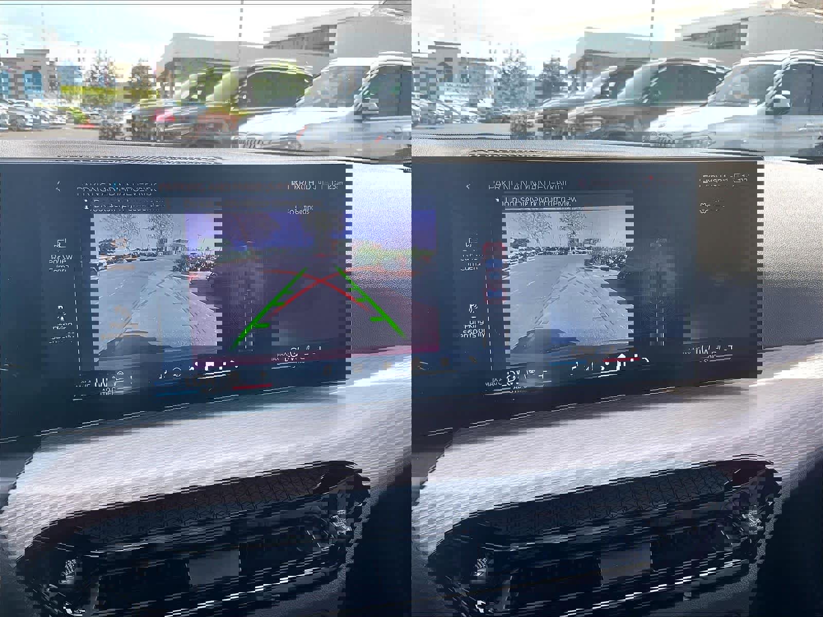 Used 2026 BMW 330i Sedan w/ M Sport Package image 23