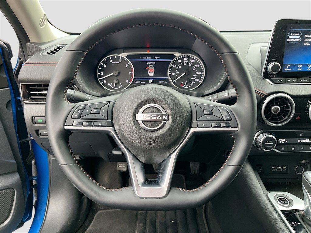 Used 2025 Nissan Sentra SR image 11