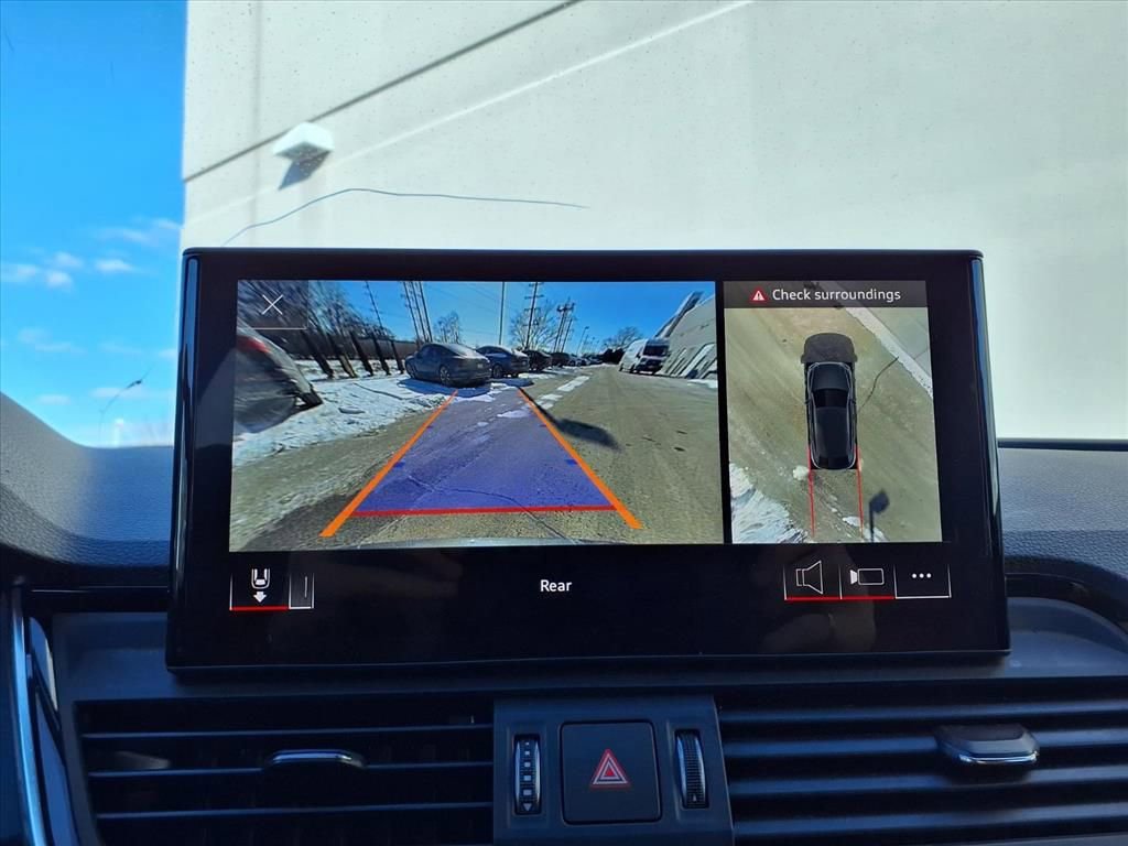 Used 2023 Audi SQ5 Premium Plus w/ Premium Plus Package image 15