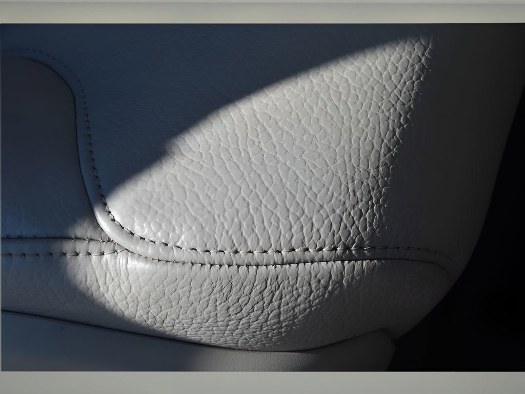 Used 2025 Volvo S60 B5 Plus FWD image 30