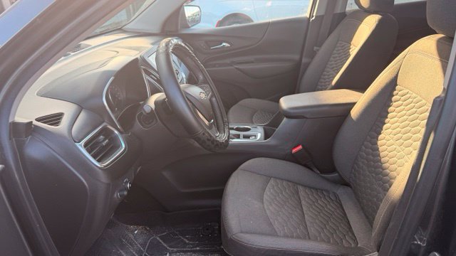 Used 2019 Chevrolet Equinox LT w/ Driver Convenience Package FWD image 12