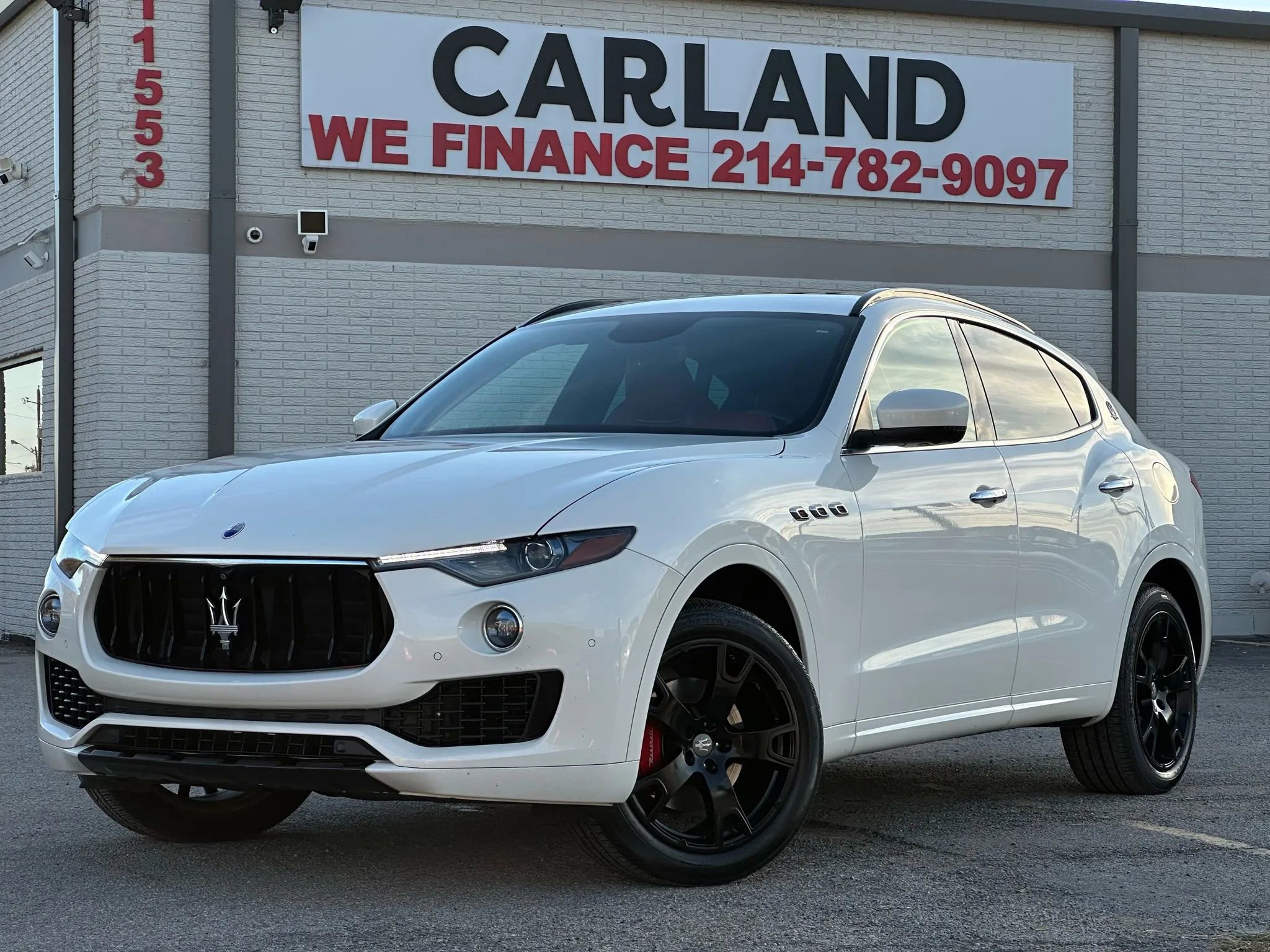 Used 2017 Maserati Levante w/ Sport Package image 1