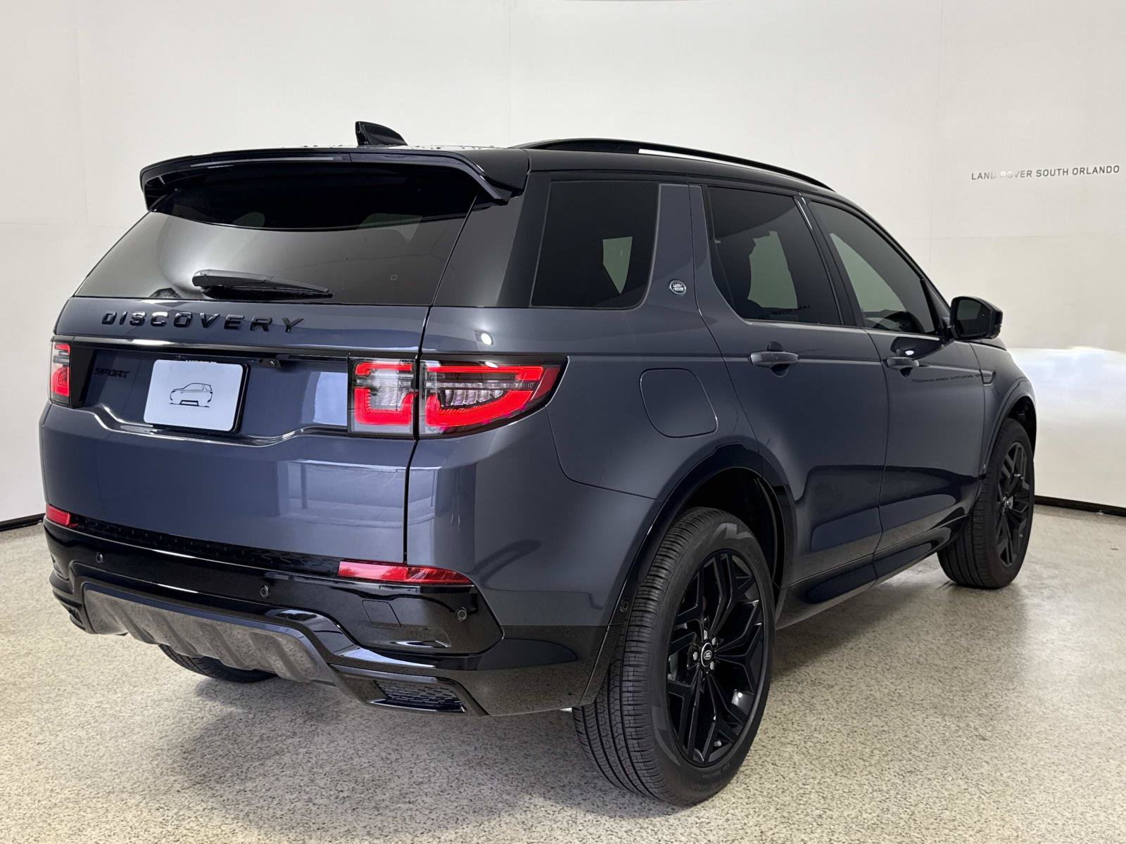 New 2026 Land Rover Discovery Sport Landmark AWD/4WD image 5