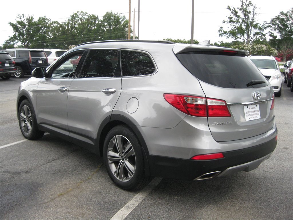 Used 2015 Hyundai Santa Fe GLS w/ Option Group 03 FWD image 6