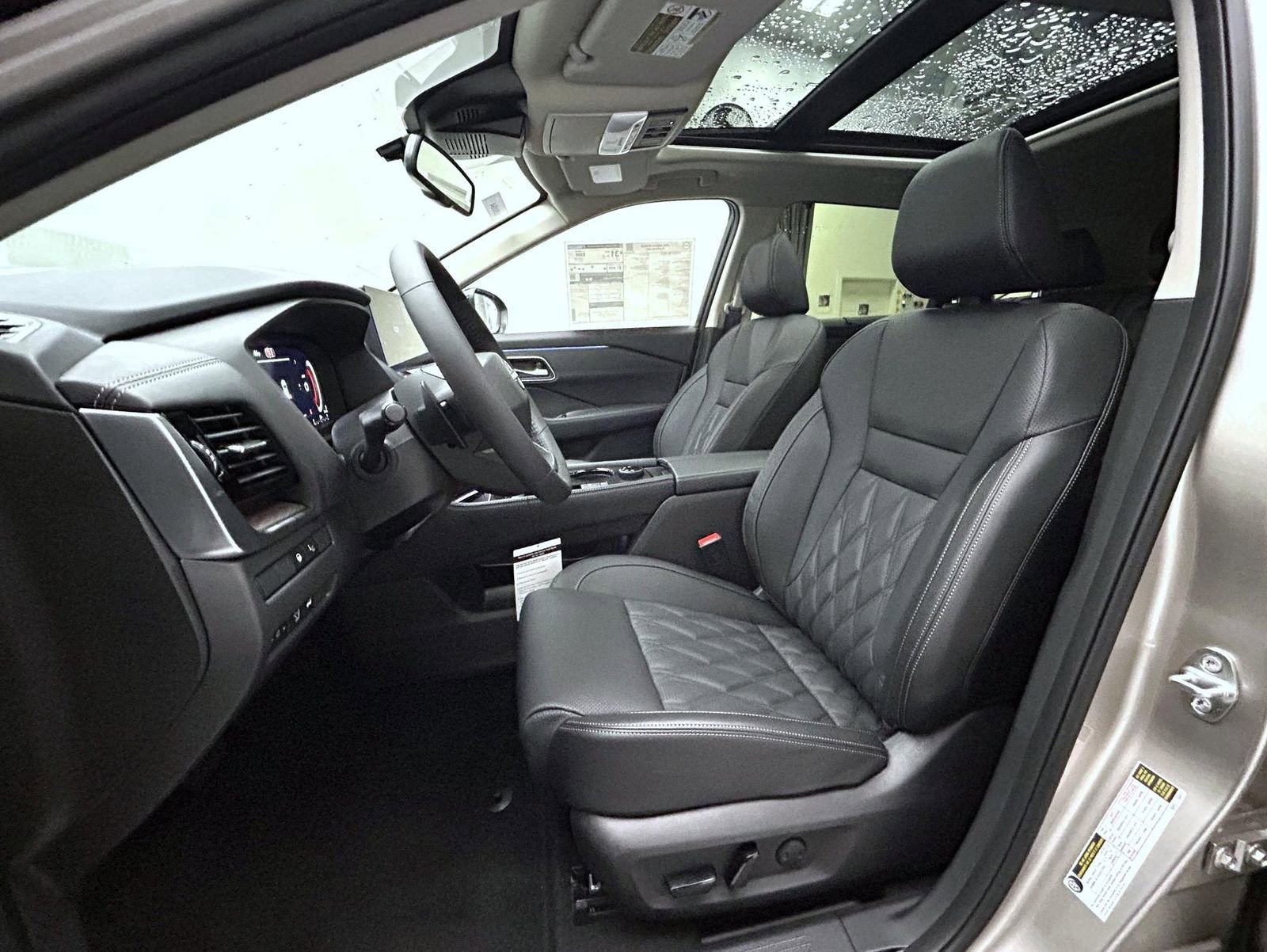 New 2026 Nissan Rogue Platinum w/ Platinum Premium Package image 11