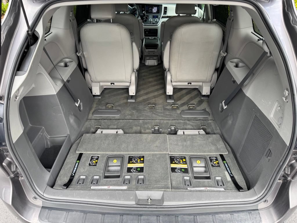 Used 2015 Toyota Sienna XLE w/ XLE Navigation Package AWD/4WD image 37