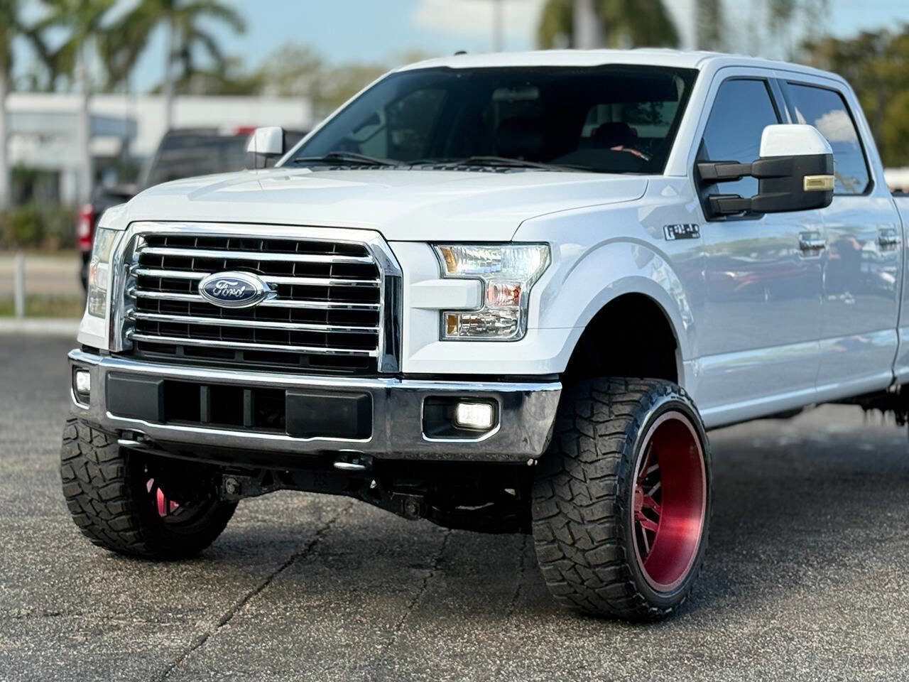 Used 2017 Ford F150 XLT w/ XTR Package image 2