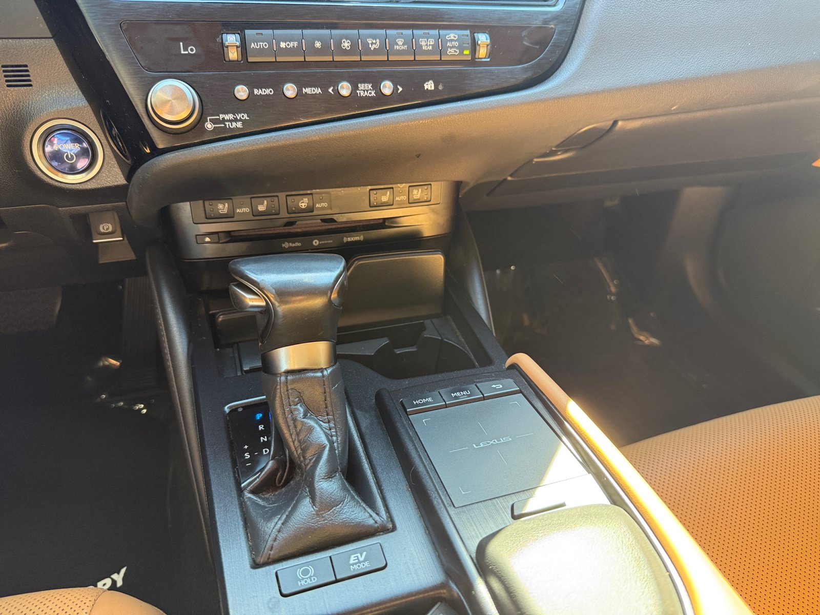 Used 2022 Lexus ES 300h w/ Premium Package FWD image 13