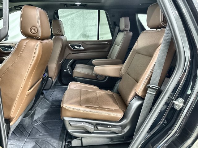 Used 2023 Chevrolet Tahoe High Country AWD/4WD image 26