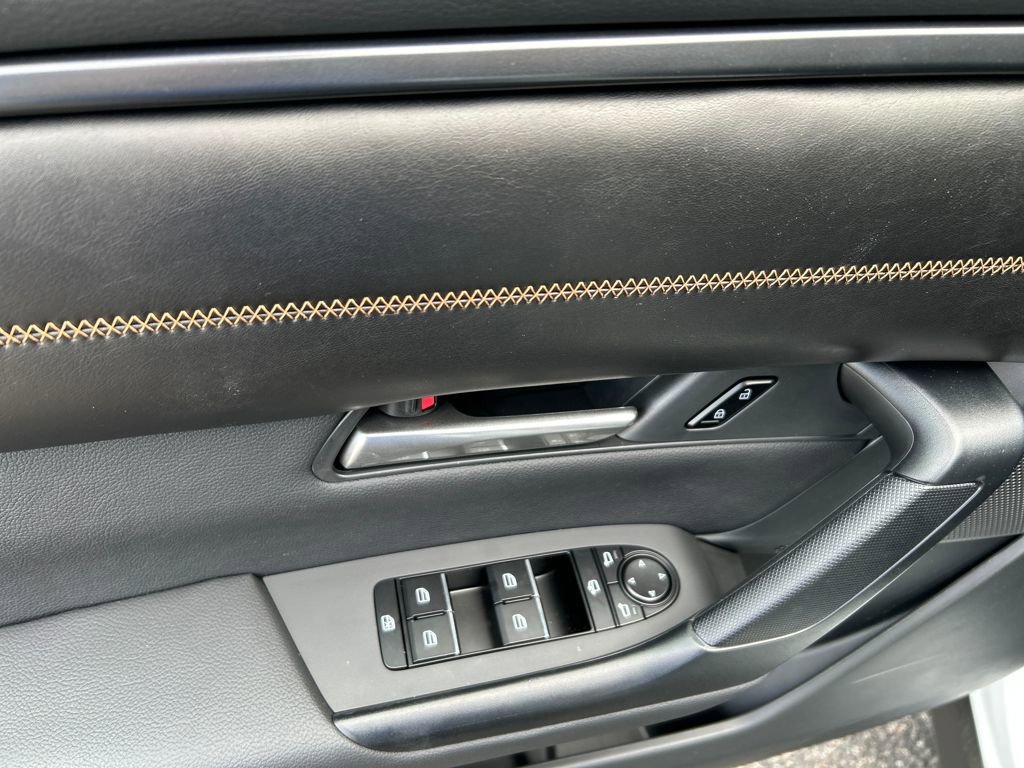 Used 2025 MAZDA CX-50 AWD 2.5 Turbo w/ Weather Package image 25