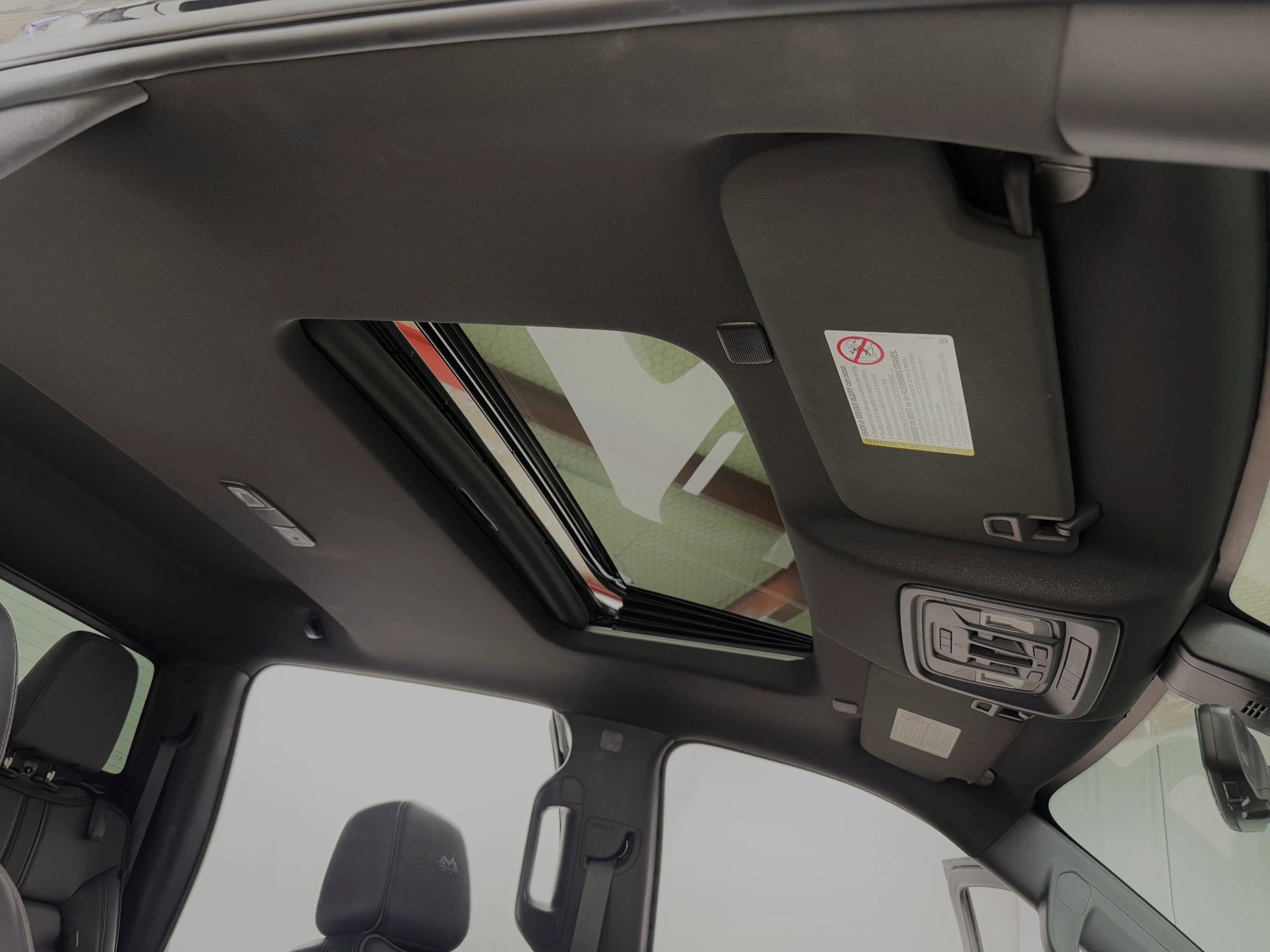 Used 2022 Chevrolet Silverado 2500 High Country w/ Technology Package image 37