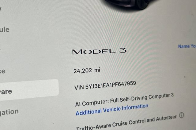 Used 2023 Tesla Model 3 Standard Range RWD image 33