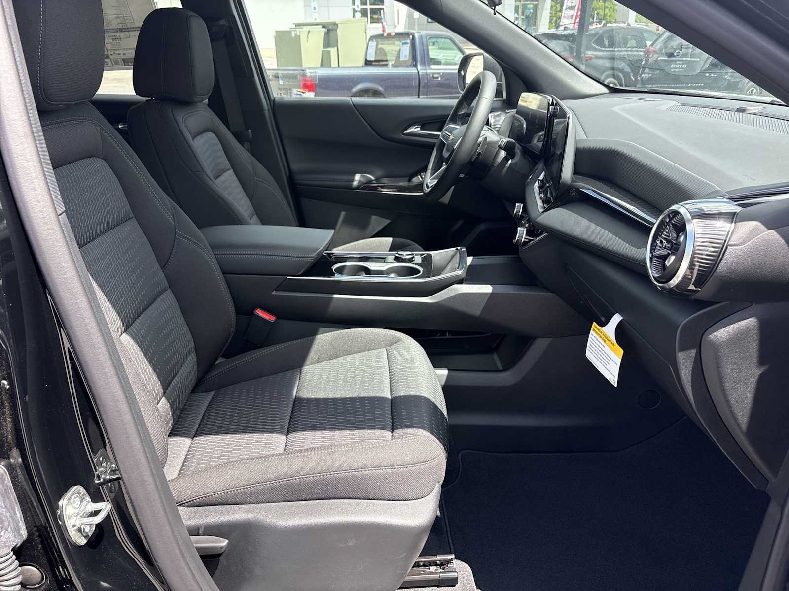 New 2026 Chevrolet Equinox LT FWD image 27