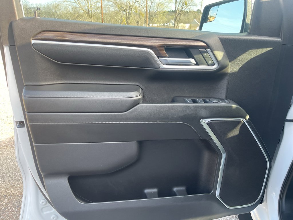 Certified 2025 Chevrolet Silverado 1500 LT image 18