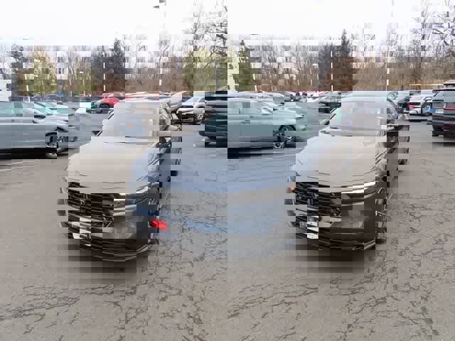 New 2026 Honda Accord SE