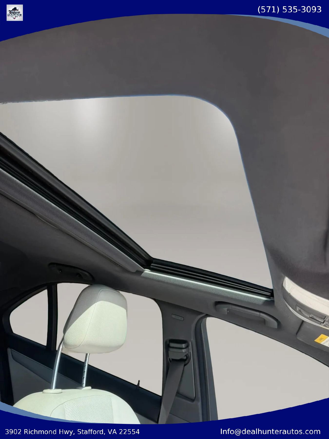 Used 2013 Mercedes-Benz C 250 Sedan image 17