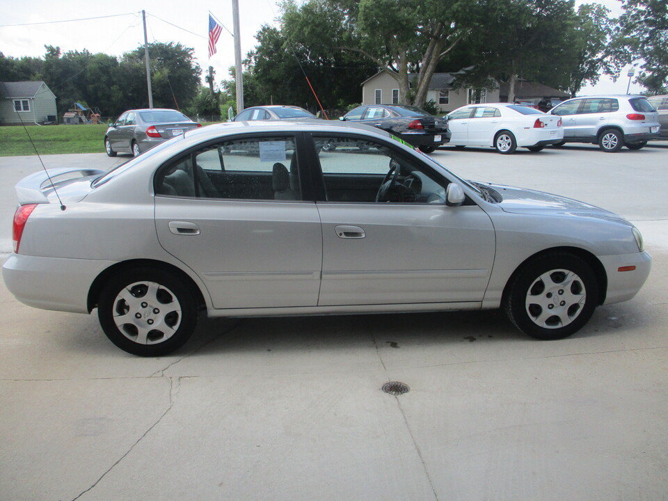 Used 2003 Hyundai Elantra GLS FWD image 17