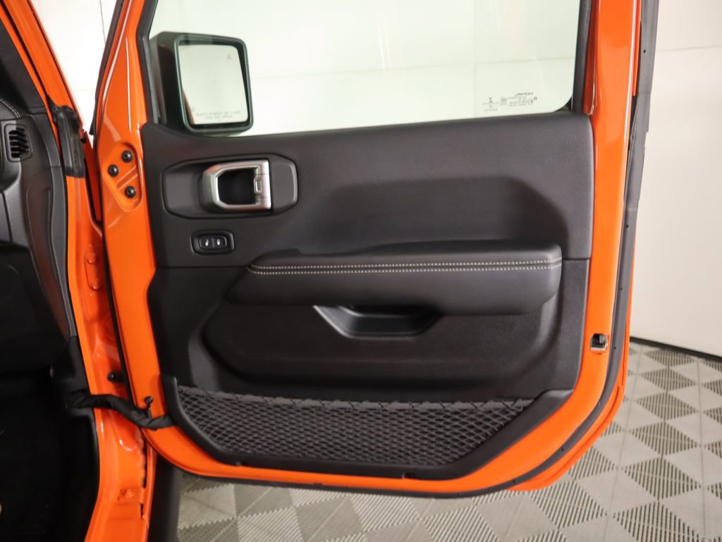 Used 2020 Jeep Gladiator Rubicon w/ Dual Top Group image 26