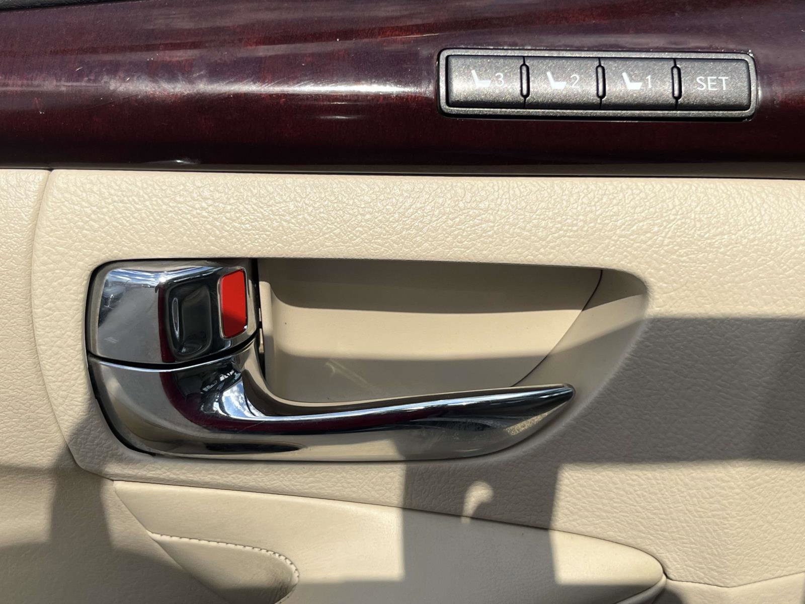 Used 2015 Lexus LX 570 4WD image 15