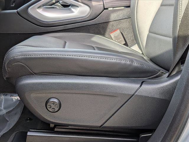 Used 2024 Mercedes-Benz GLE 450 4MATIC image 11