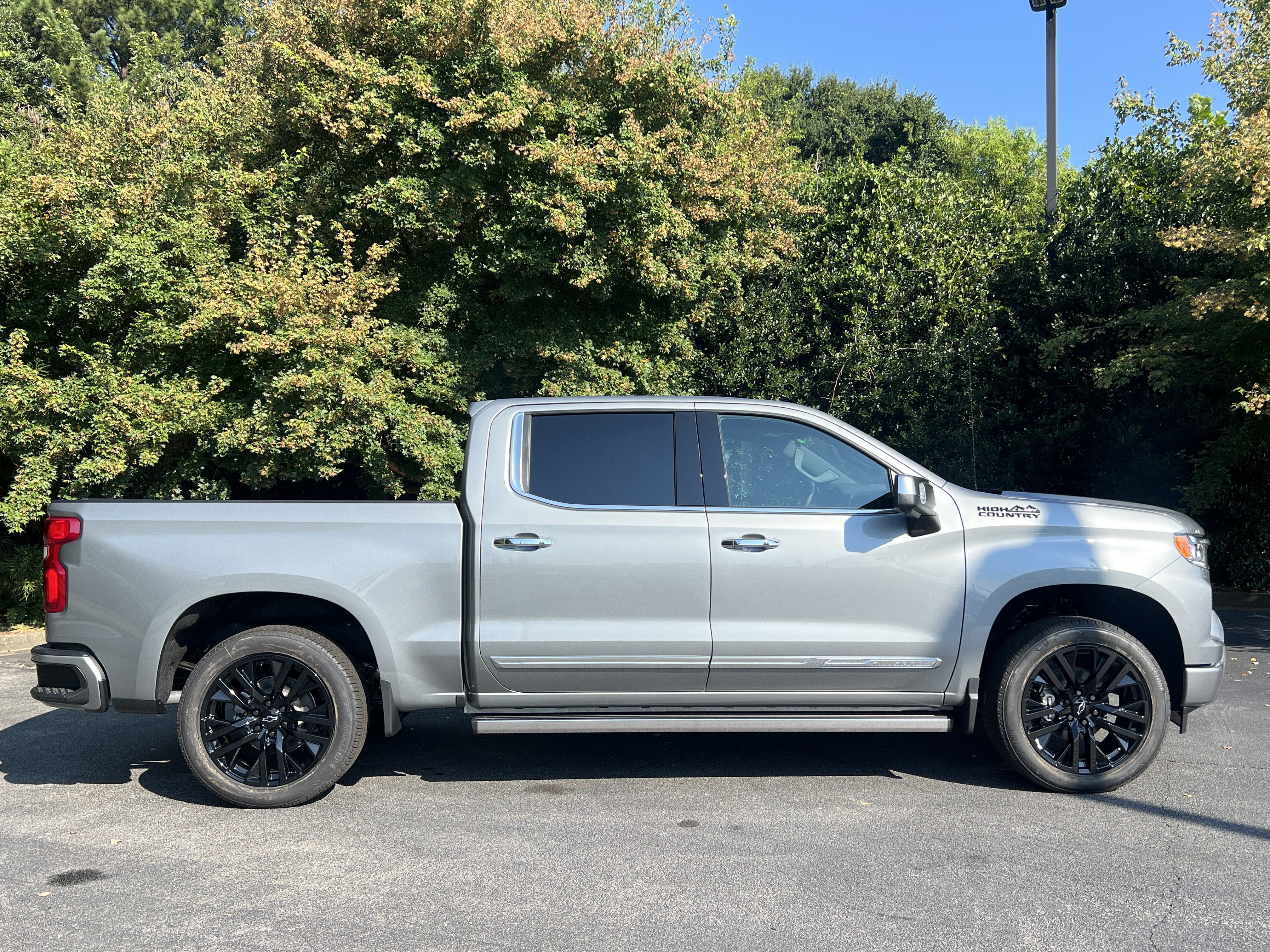 New 2026 Chevrolet Silverado 1500 High Country AWD/4WD image 10