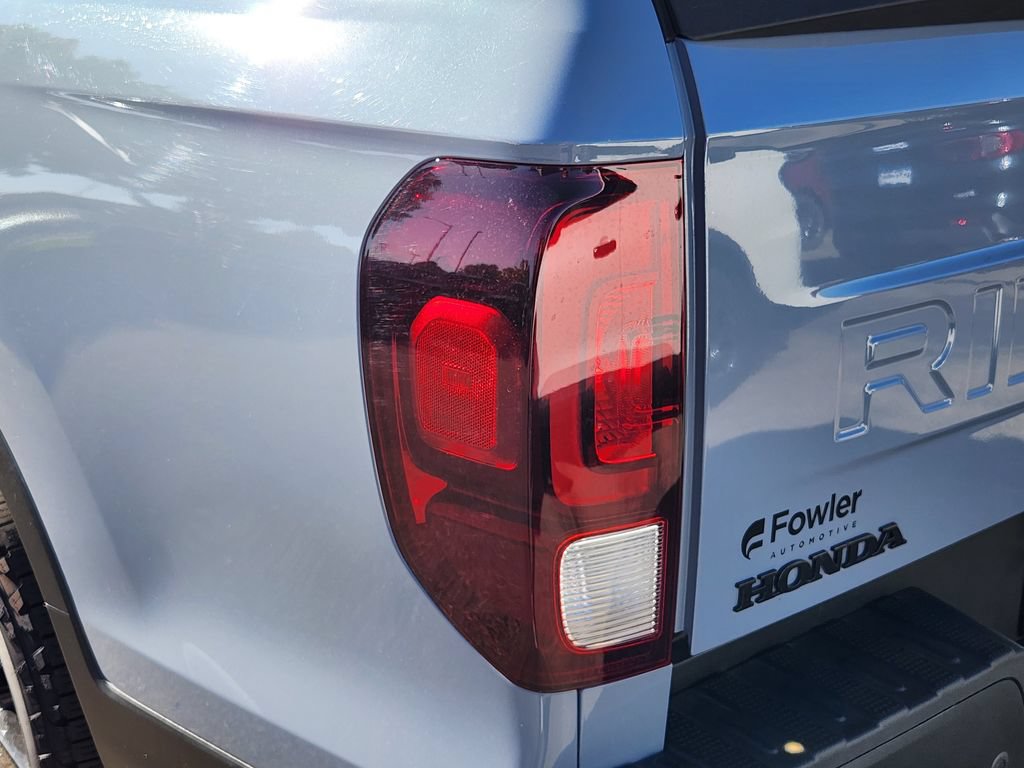 Used 2026 Honda Ridgeline Black Edition image 12