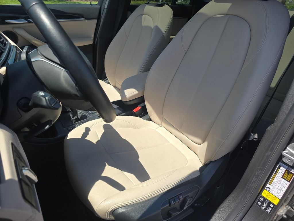 Used 2021 BMW X1 xDrive28i w/ Convenience Package AWD/4WD image 22