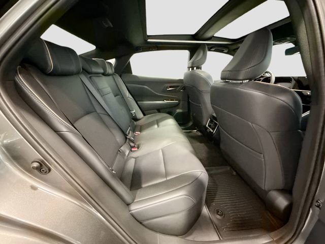 New 2025 Toyota Crown Platinum AWD/4WD image 22