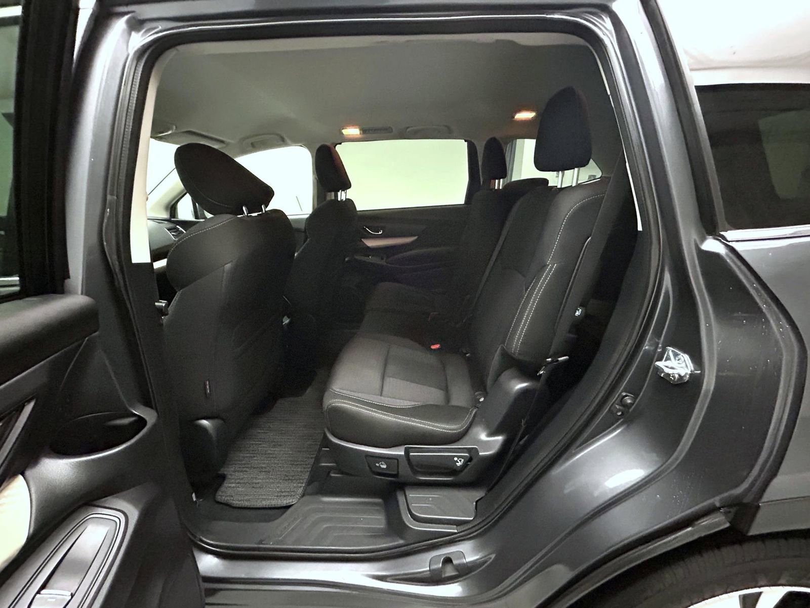 Used 2021 Subaru Ascent Premium image 20