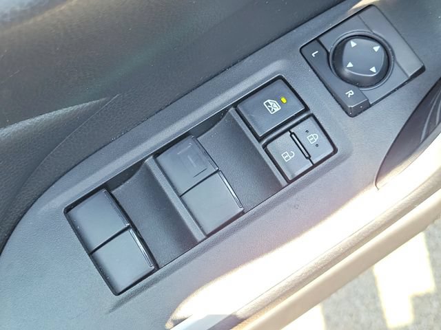 Used 2025 Toyota RAV4 LE FWD image 18