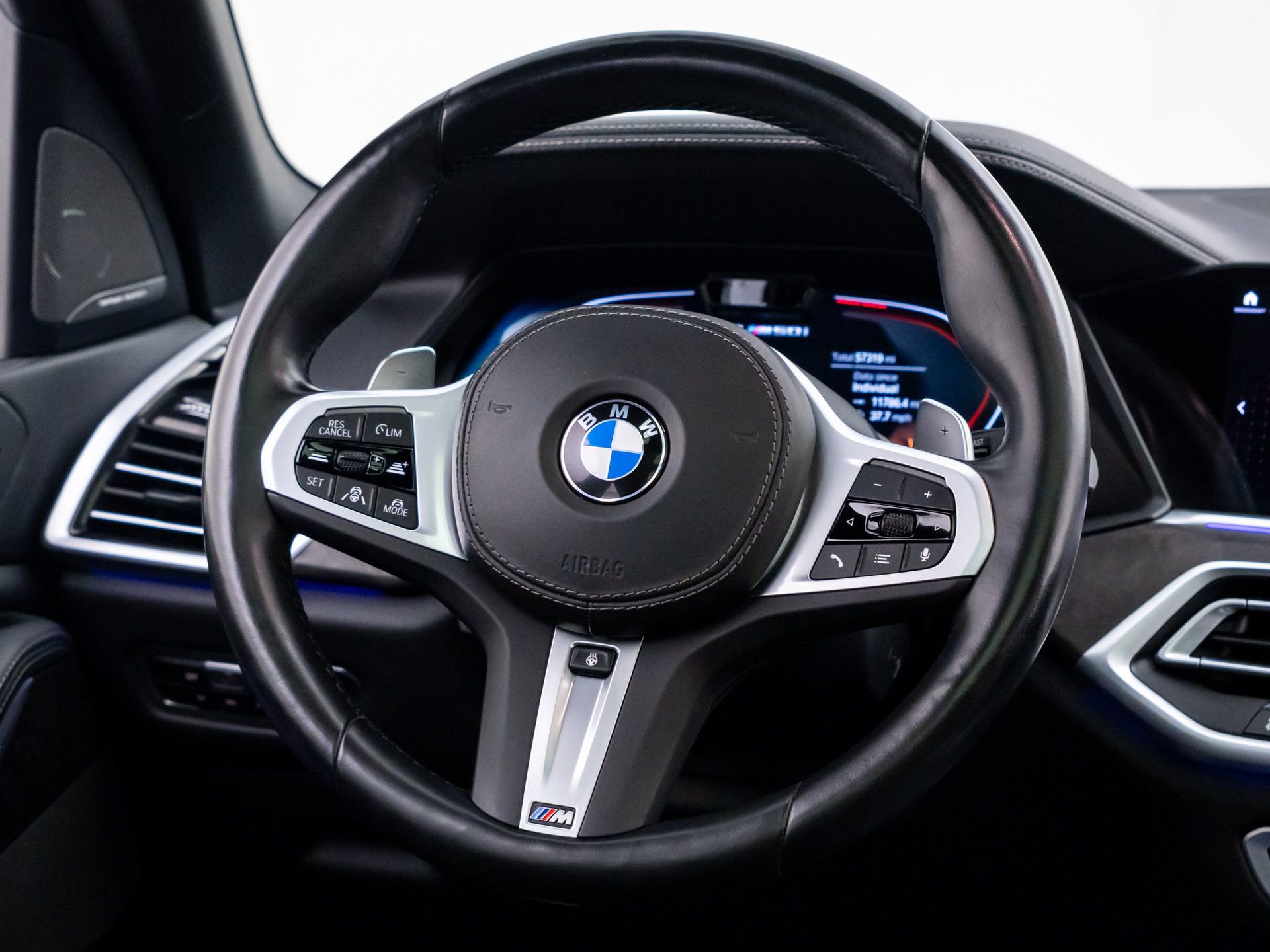 Used 2022 BMW X5 M50i w/ Executive Package AWD/4WD image 17
