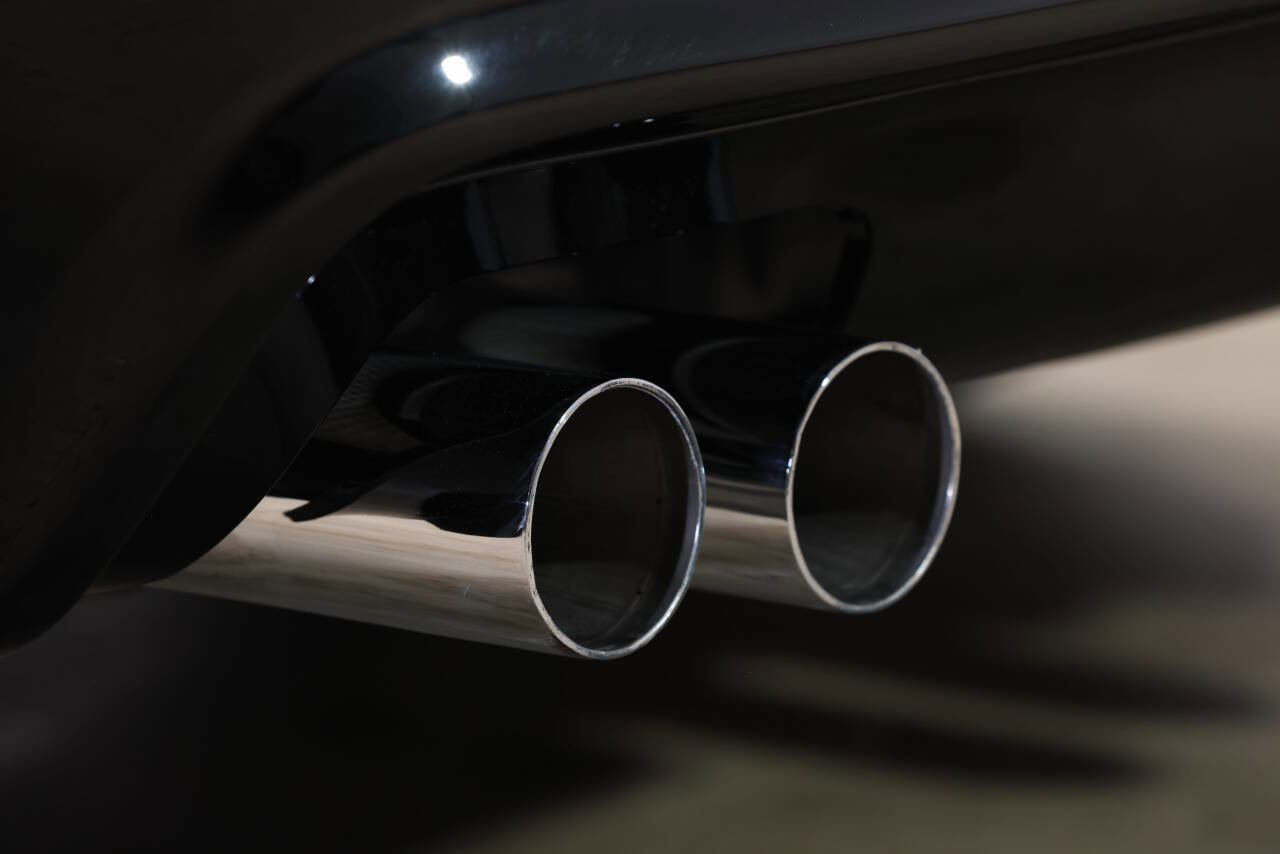 Used 2002 BMW M5 image 42