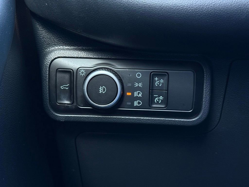 Used 2025 Ford Explorer ST-Line w/ ST-Line Street Pack image 22