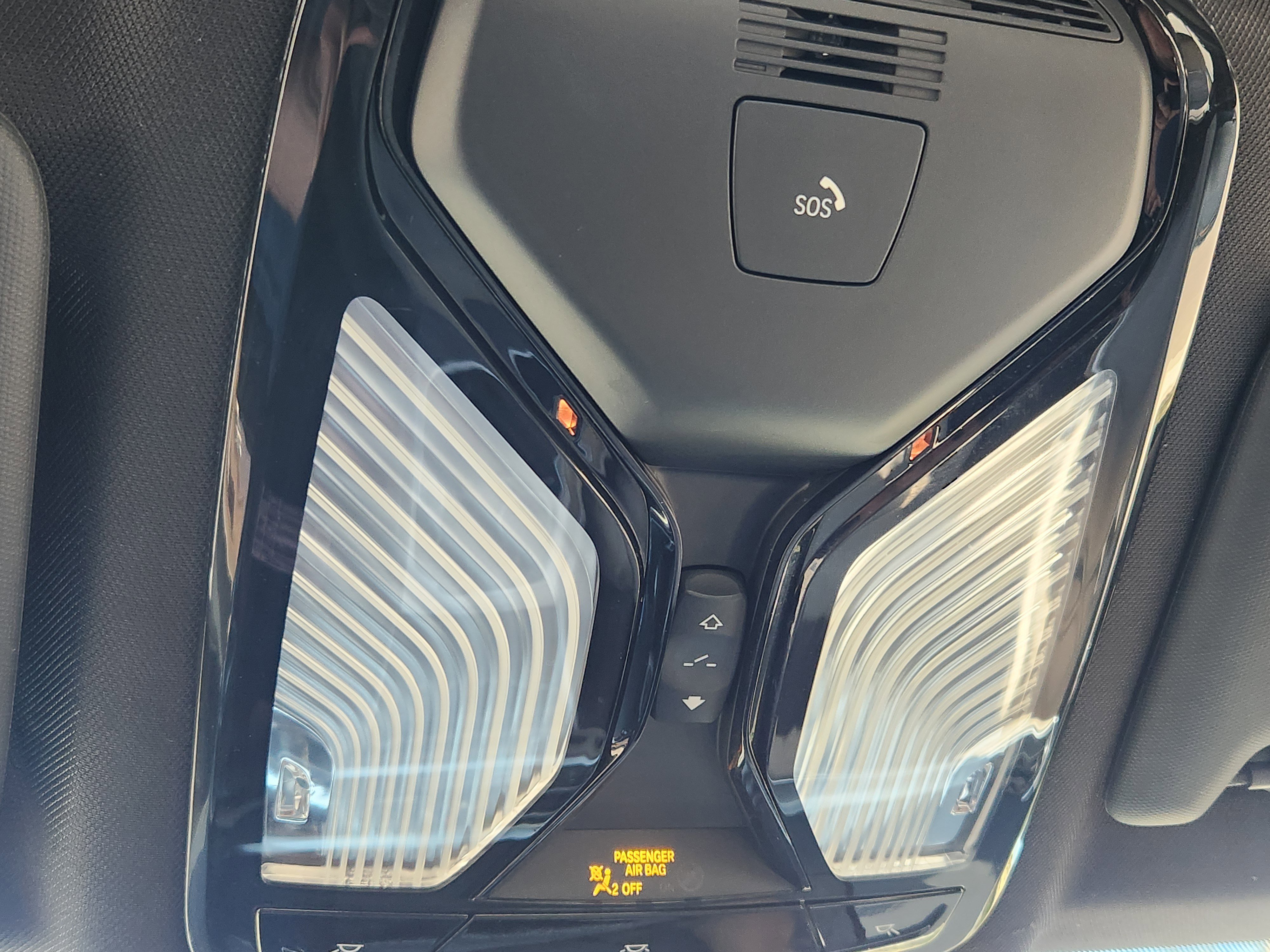 Used 2019 BMW 330i Sedan w/ M Sport Package image 17