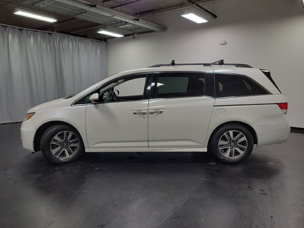Used 2017 Honda Odyssey Touring image 5