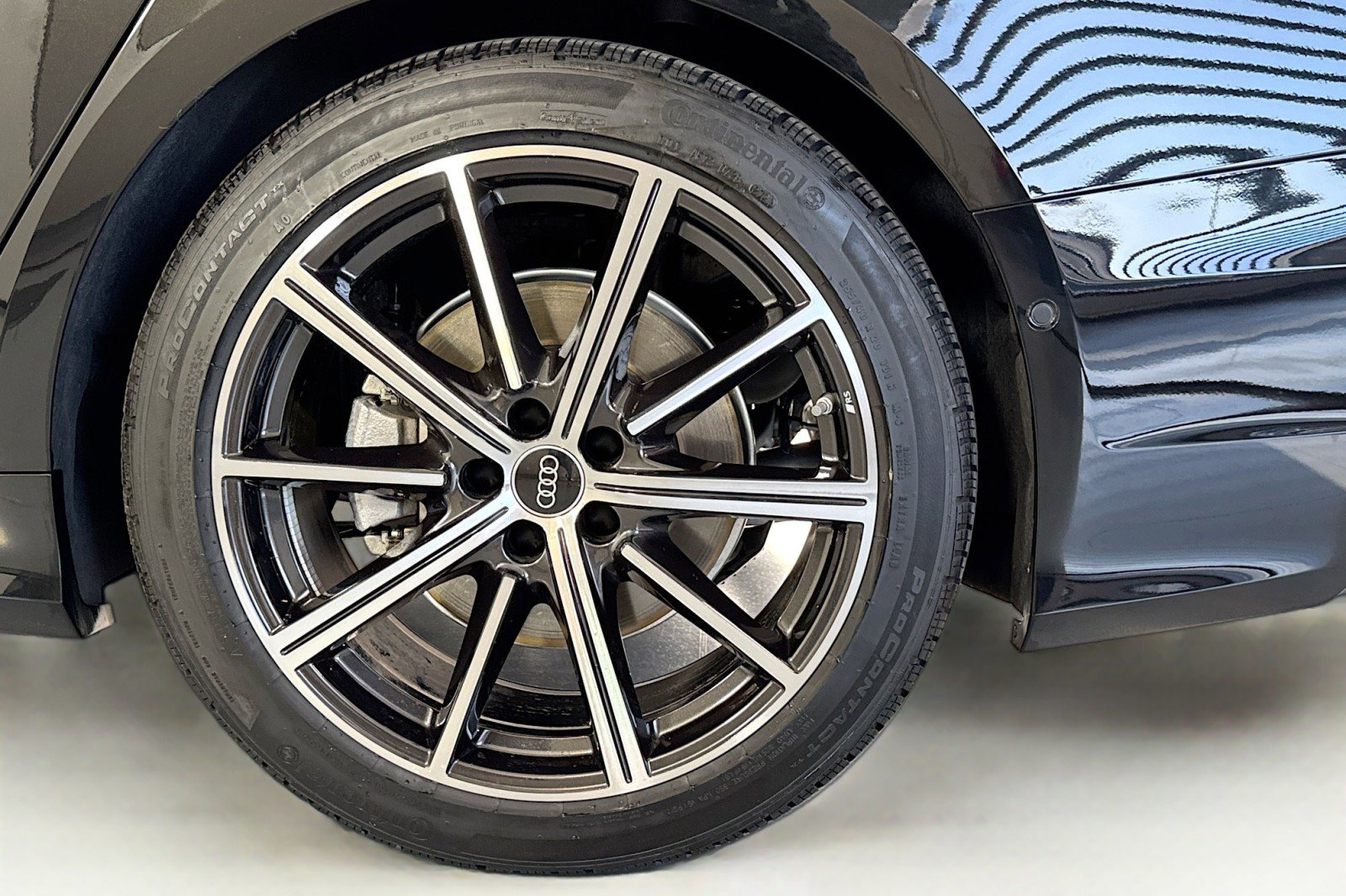 Used 2025 Audi A6 Premium Plus w/ Premium Plus Package image 30