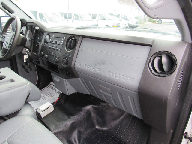 Used 2014 Ford F250 XL w/ Power Equipment Group RWD image 15