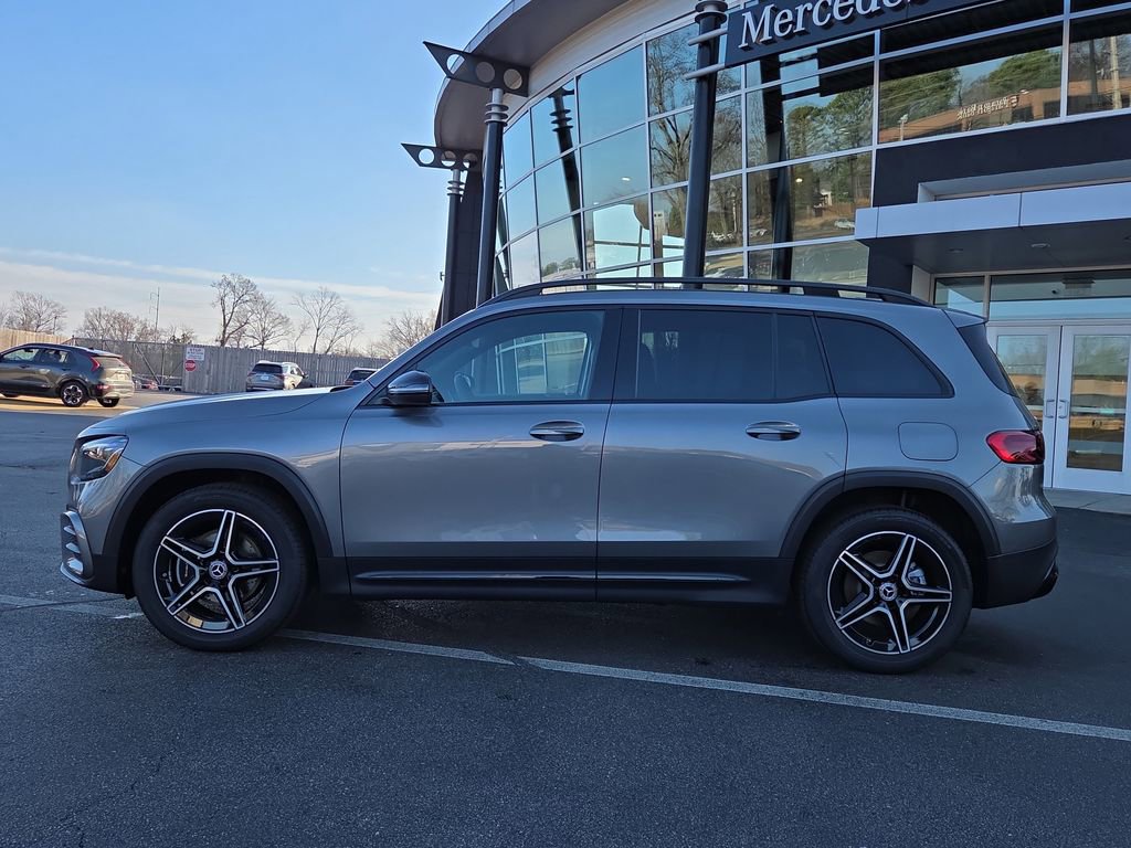 Used 2026 Mercedes-Benz GLB 250 GLB 250 image 2