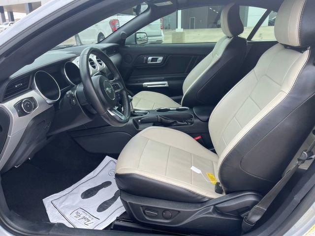 Used 2022 Ford Mustang Premium image 16