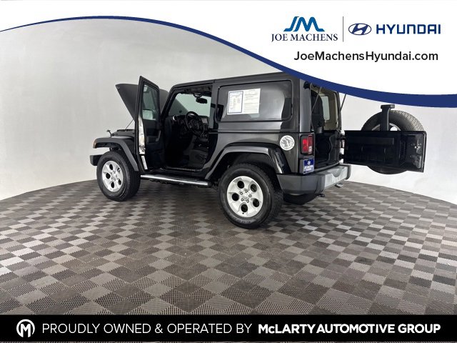 Used 2014 Jeep Wrangler Sahara w/ Mopar Chrome Edition Group image 18