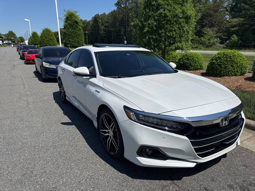 Used 2022 Honda Accord Touring image 6