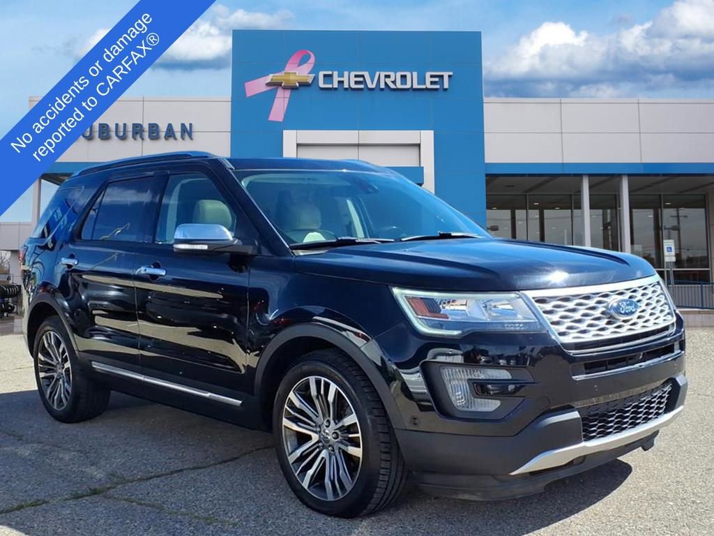 Used 2017 Ford Explorer Platinum image 3