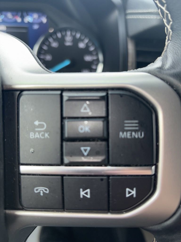 Used 2024 Ford Expedition Limited image 43