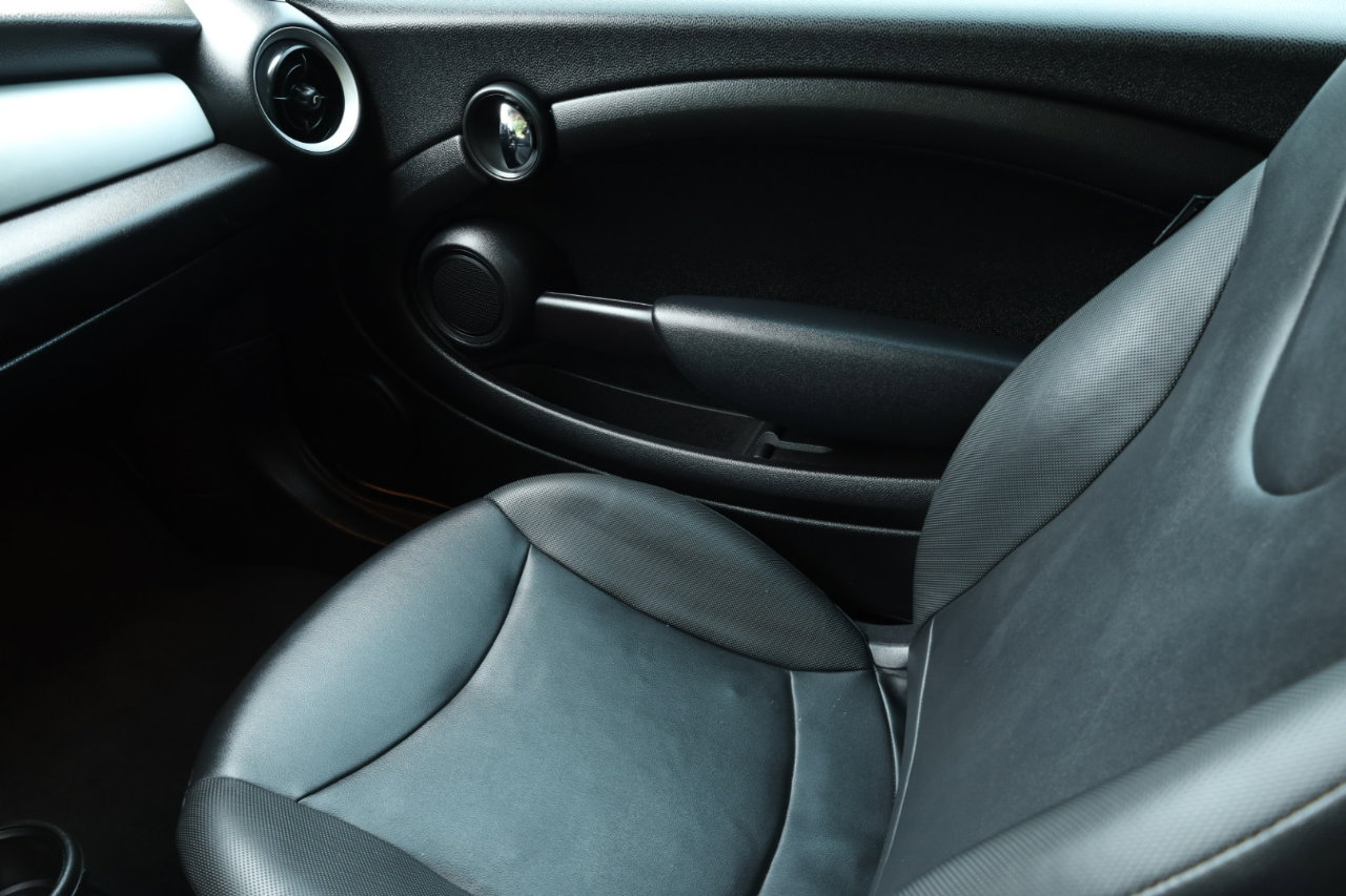 Used 2013 MINI Cooper Hardtop image 13