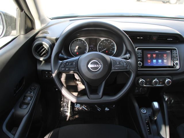 Certified 2025 Nissan Kicks Play S FWD image 16