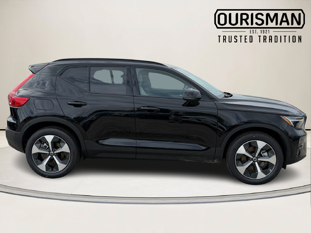 New 2026 Volvo XC40 B5 Plus w/ Climate Package AWD/4WD image 2