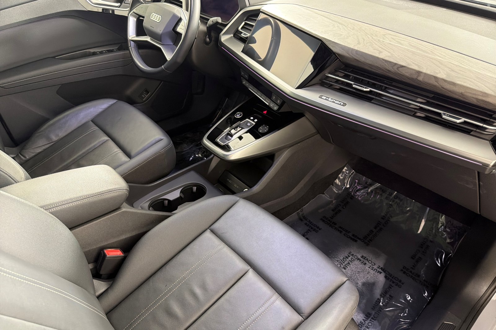 Used 2023 Audi Q4 e-tron Premium Plus RWD image 15