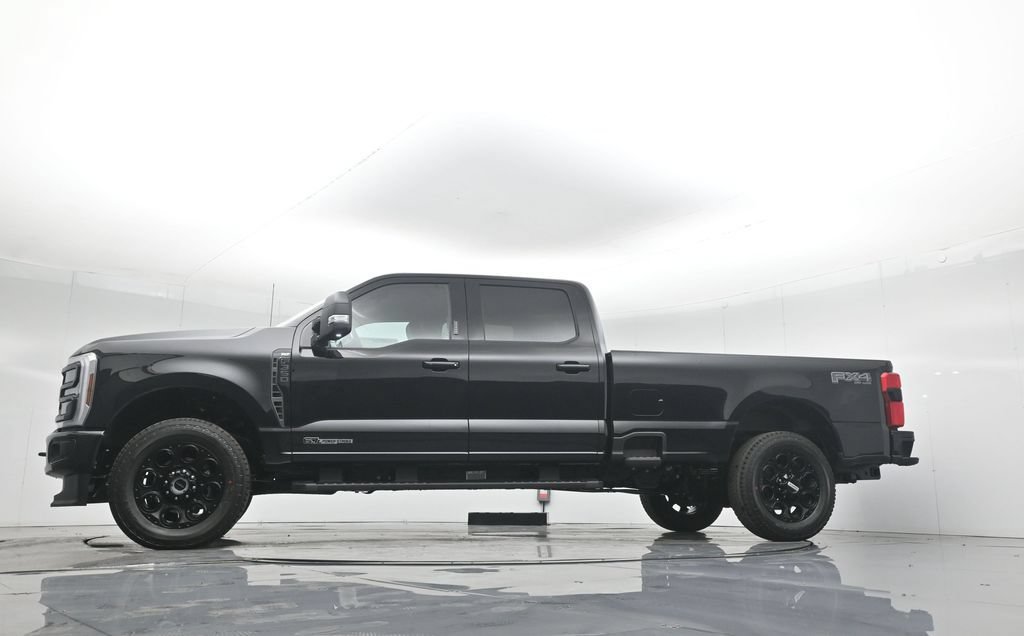 New 2026 Ford F350 XLT w/ XLT Premium Package AWD/4WD image 7